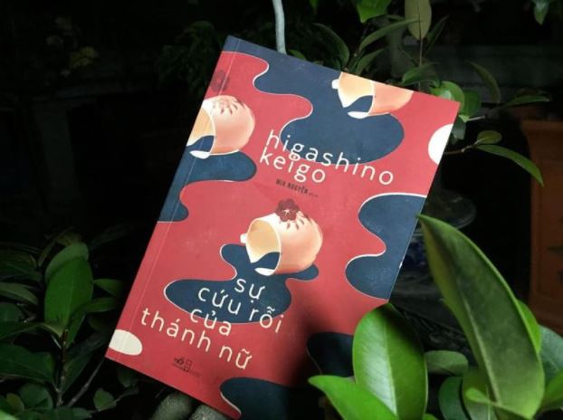 Nam Do review sách Sự Cứu Rỗi Của Thánh Nữ - Higashino Keigo